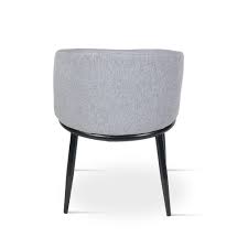 طقم 2 كرسى رمادي فاتح جيد الصنع مادة التصنيع من الخشب والمعدن والقماش مواسم متجر الأثاث المنزلي والمكتبي العصري