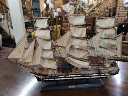 File:columbus and vespucci, discoverers of america.jpg. Modellino Amerigo Vespucci Nientedinuovo It