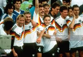 Pierre littbarski, 61, aus deutschland ⬢ position: 551030611 Germany S Deutschlands Nationalmannschaft