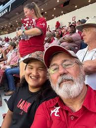 Harry Rust's Instagram, Twitter & Facebook