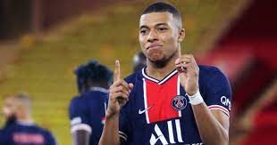 The forward made no mistake with his next chance, firing past alisson becker after latching on to a raking toni kroos pass. Liverpool Backed To Beat Real Madrid To Mbappe For One Major Reason