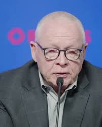 It's so so early, but it's still crazy to say. The season is over a quarter  of the way finished, and the #Canucks sit in last place. Jim Rutherford  wants to acquire