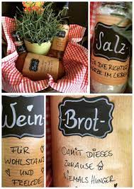 Lesen sie ehrliche und unvoreingenommene rezensionen von unseren nutzern. Geschenk Umzug Einweihung Haus Wohnung Salz Wein Brot Haus Einweihung Geschenk Geschenk Haus Einweihungsparty Geschenke