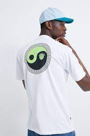 Sweet Sktbs 90s Yin Yang White T Shirt Urban Outfitters Uk Mens Tops T Shirt Yin Yang