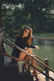 Japanischer Garten Fotograpia In 2021 Outdoor Portrait Photography Photography Poses Outdoor Photography Poses Women