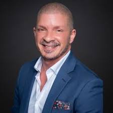 Steve Looper's Instagram, Twitter & Facebook