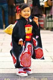 Little Girl In Kimono Perhaps Dressed For The Shichi Go San Matsuri Japanese Kids Japanese Outfits Japanese Culture