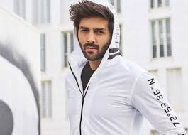 Here's the story behind how the handsome sonu ki titu ki sweety actor grabbed his debut movie pyaar ka punchnama. Kartik Aaryan S Versova Home Has A Backstory Read Here