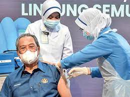 The appointment of muhyiddin, who heads mahathir's bersatu party, will ironically bring back to power the united malays national organization, which was ousted by mahathir's ruling alliance in 2018 elections. Malaysia Launches Coronavirus Vaccination Pm Gets First Shot The Economic Times