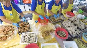 Se avete novità segnalatele alla redazione. Huge Italy Street Food Event Meat Pasta And More Italian Foods Sagra Delle Sagre Festival Street Food In The World