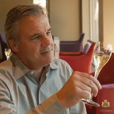 Delia Colborne-Hagen (@DeliaCHagen)