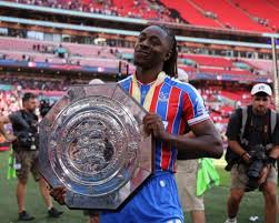 Eberechi Eze à Tottenham? Transfert imminent! ⚽🔥 - Imagen principal del artículo