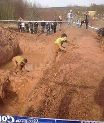 Kaum drei grad celsius zeigte das thermometer an: Braveheart Battle 2016 In Bischofsheim Action In Der Rhon