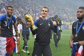 À l'origine la pâque juive célébrait le printemps avec la fête de l'agneau pascal. Bleus Calendrier Quand Aura Lieu Le Prochain Match De L Equipe De France Vainqueur De La Coupe Du Monde France Football