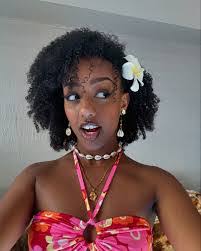 Emily Mower's Instagram, Twitter & Facebook