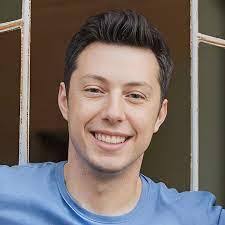 Jerry Sanger's Instagram, Twitter & Facebook