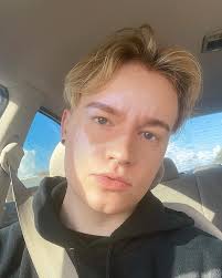 tristan fox (@trstnfx) • Instagram photos and videos