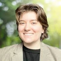 Nicole Peter's Instagram, Twitter & Facebook