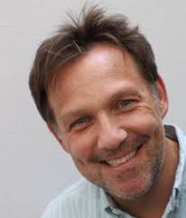 Pat Francis's Instagram, Twitter & Facebook