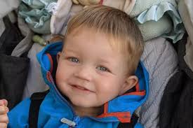 Mum left 'looking like Quasimodo' after horrific allergic reaction to  eyebrow tint