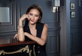 ابطال مسرحية باي باي لندن. Ø§Ù†ØªØµØ§Ø± Ø§Ù„Ø´Ø±Ø§Ø­ Ù†Ø¬Ù…Ø© Ø¨Ø§ÙŠ Ø¨Ø§ÙŠ Ù„Ù†Ø¯Ù† ØªÙˆØ¯Ø¹ Ø§Ù„Ø­ÙŠØ§Ø© ÙÙŠ Ø¹Ø§ØµÙ…Ø© Ø§Ù„Ø¶Ø¨Ø§Ø¨ Ø£Ø®Ø¨Ø§Ø± ØµØ­ÙŠÙØ© Ø§Ù„Ø±Ø¤ÙŠØ©