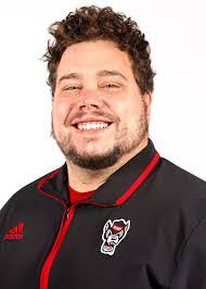 Hilary Bartlett's Instagram, Twitter & Facebook