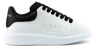 Black And White Alexander Mcqueen Sneakers Alexander Mcqueen Overzised Runner For Men Shop More Mqueen Sneakers Online At W Alexander Mcqueen Shoes Alexander Mcqueen Oversized Sneakers Mcqueen Sneakers