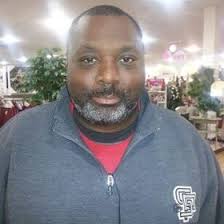 Dwayne Holmes (deewaynelholmes)