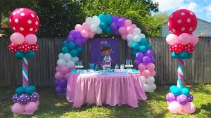 Doc Mcstuffins Baby Shower Doc Mcstuffins Ba Shower Ba Showers Ideas Pertaining To 800 X 450 Balloon Decorations Party Decorations Balloons