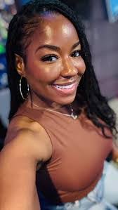 Ebony Burns's Instagram, Twitter & Facebook