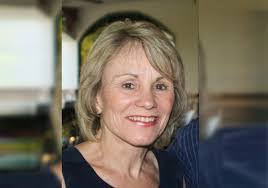 Leona Chapman's Instagram, Twitter & Facebook