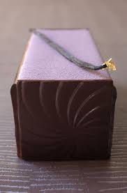 Buche Glacee D Ernest Le Glacier A La Rochelle Buche Glacee Glacier Glace