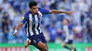 On the other end of a juan cuadrado cross, diaz delivered with a stunning bicycle kick goal. Chelsea And Tottenham Battle For Luis Fernando Diaz Marca