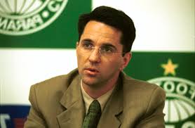 Morte de Caio Jr no voo da Chapecoense deixa um buraco no futebol paranaense