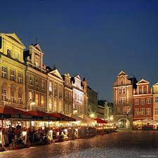 Old town square and royal castle are notable landmarks, and the area's natural beauty can be seen at malta. Hotel Novotel Poznan Centrum Poznan Bei Hrs Gunstig Buchen