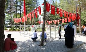 Busenaz akasya durağı ikizler simdiki hali. Https Www Habererk Com Dunya Azerbaycanda 500 Yasindaki Agacin Dali Kirildi 19 Kisi Yaralandi H108906 Html Daily 2019 07 14t20 41 15 03 00 0 8 Https Www Habererk Com Images Haberler 2019 07