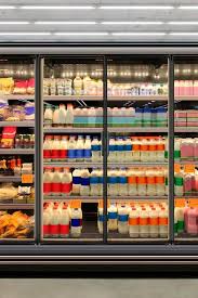 Grocery Foodbox Service To Make Your Weekly Grocery Runs As Safe As Possible In 2020 Supermarket Design Supermarket Grocery Store Design