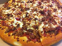 Pizza Hut S Meat Lover Pizza Food Meat Lovers Pizza Favorite Recipes