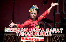 Ada yang menyebutnya tari ngekngek karena waditra pengiringnya adalah tarawangsa (sejenis rebab) yang terkenal tarian dari jawa barat sangatlah banyak dan yang ada dalam daftar di atas hanya sebagian kecilnya saja. 21 Kesenian Jawa Barat Seni Musik Suara Dan Seni Tari Sunda