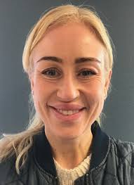 FACT ung: Sommerjobb fikk Thomas, Stine og Celina tilbake på skole og i  jobb