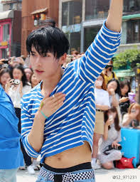 10 Male Idols Who Looked Better In This Women S Top Than Anyone Expected Koreaboo Ace Idol Mens Crop Top