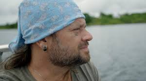 A River Below” é um documentário sobre matar botos para salvá-los