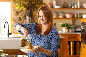 Like all of ree drummond's best recipes, this summery side is fast, easy, made with only a few simple ingredients, and — most importantly — satisfying. Ree Drummond Recipes Baked Turkey Ree S Homemade Turkey Gravy The Pioneer Woman Food Network Youtube Home Unlabelled Ree Drummond Recipes Baked Turkey Damn Pokl