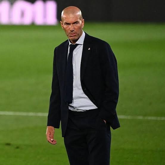  𝐇𝐄𝐑𝐄 𝐖𝐄 𝐆𝐎 𝐒𝐎𝐎𝐍! Zinedine Zidane, prepared to take over as  new France head coach next  The verbal agreement has been in place  for months as Zizou will replace Didier