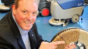 Frank Salamon könnte Eskimos Kühlschränke verkaufen