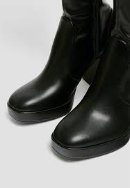 Check spelling or type a new query. Pull Bear Bottes A Talons Hauts Black Noir Zalando Fr