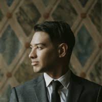 300+ "Andrew Aia" profiles