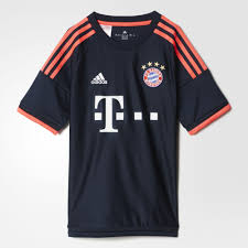 Halı saha forma, şort, tekmelik ve diğer spor dalları için forma, şort, çorap siparişleriniz için dijital baskı yapıyoruz. Adidas Fc Bayern Munih Ucl Jersey Cocuk Forma Urun Kodu S08661 Etichet Sport