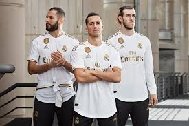 Download real madrid kits for dream league soccer and build up your team with luka modric, tony kroos, gareth bale, karim benzema,. Domashnyaya Forma Real Madrid 19 20 Footykits Ru