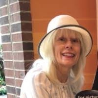 Lori Burnell's Instagram, Twitter & Facebook